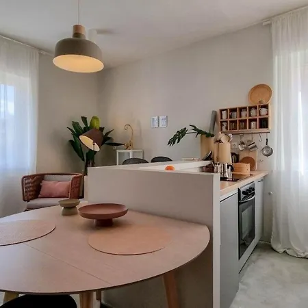Ferienwohnung Fur 2 Personen Ca 64 Qm In Novigrad, Istrien Istrische Riviera Karpinjan